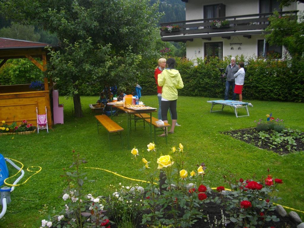 באד גסטיין Ferienhaus Moser מראה חיצוני תמונה